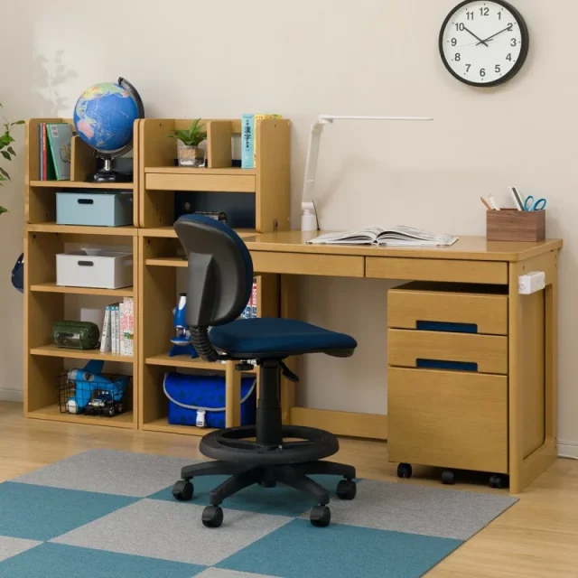 ニトリ・リビオGライト付き